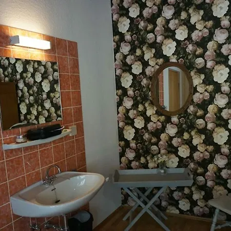 1 Bedroom * Willingen (Upland)